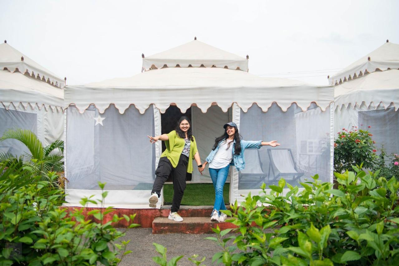 Unity Holiday Tent City Kevadia ภายนอก รูปภาพ
