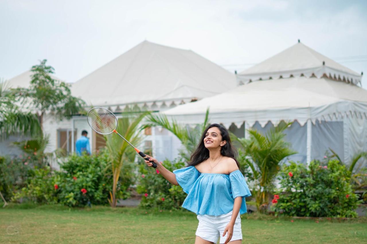 Unity Holiday Tent City Kevadia ภายนอก รูปภาพ