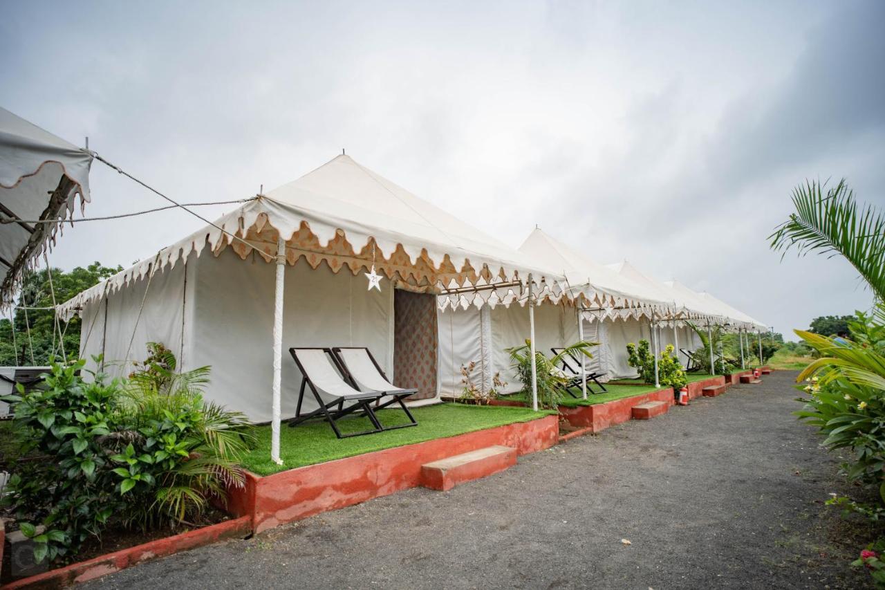 Unity Holiday Tent City Kevadia ภายนอก รูปภาพ