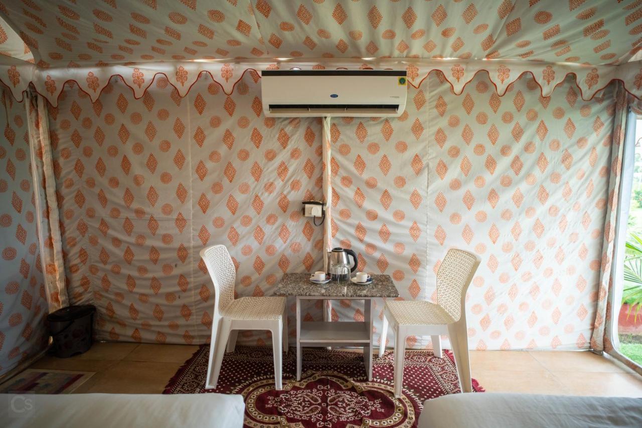 Unity Holiday Tent City Kevadia ภายนอก รูปภาพ