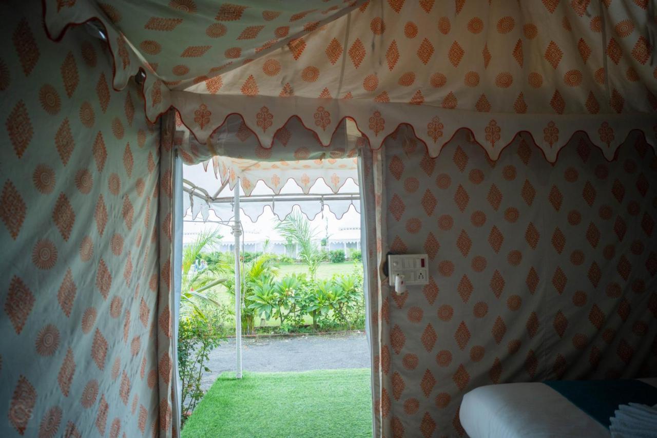 Unity Holiday Tent City Kevadia ภายนอก รูปภาพ