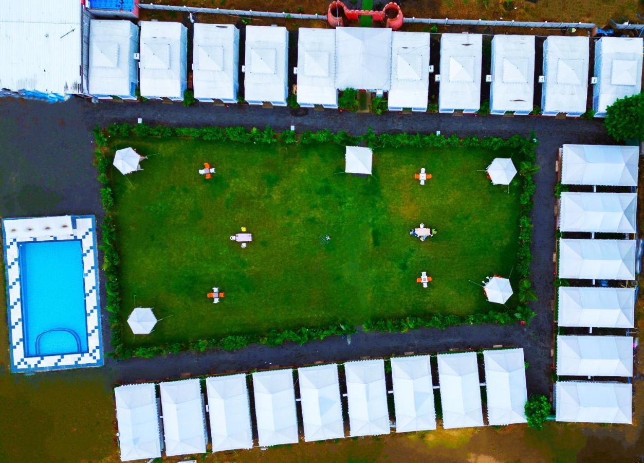 Unity Holiday Tent City Kevadia ภายนอก รูปภาพ